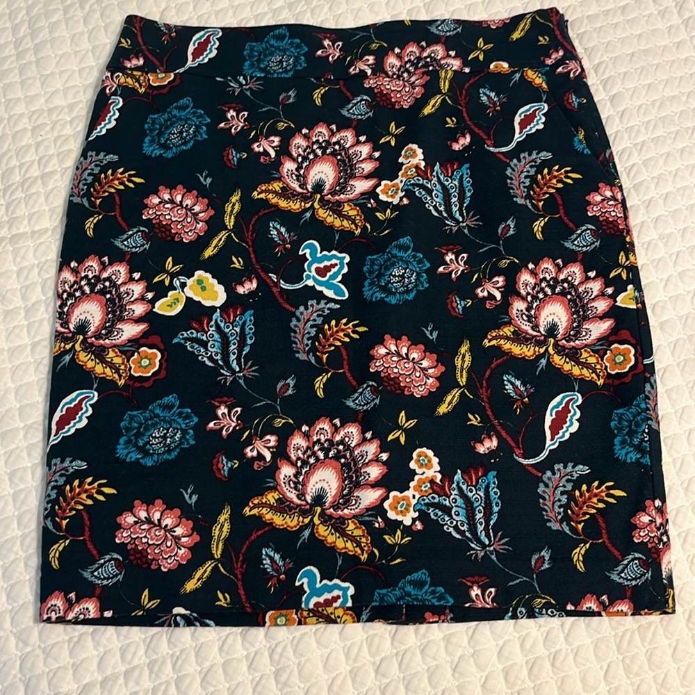 Loft Floral Embroidered Pencil Skirt Size 14